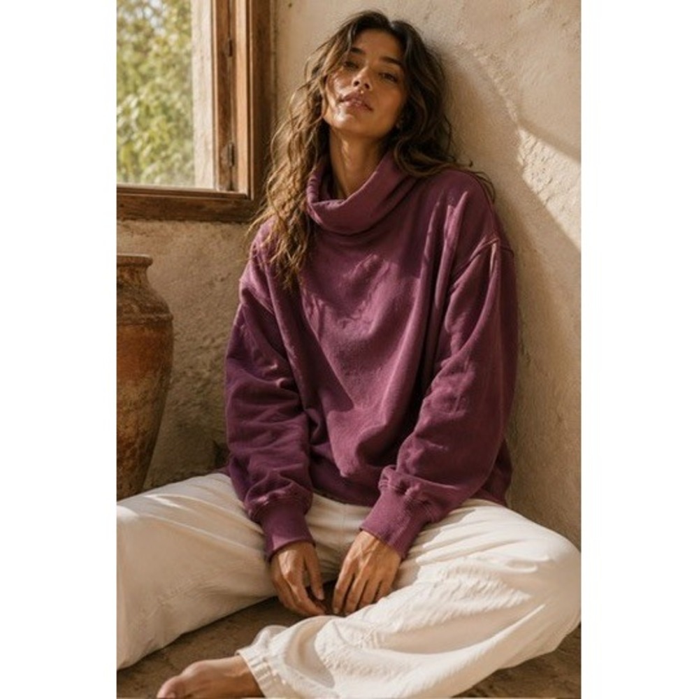 Aerie Womens Oversized Turtleneck Sweatshirt Burgundy Purple Pockets Medium